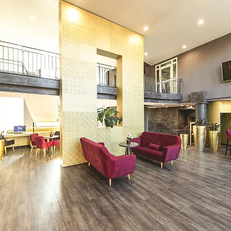 Plaza Premium Parkhotel 3*