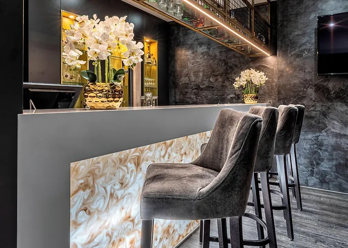 Hotell Plaza Premium Parkhotel 3*