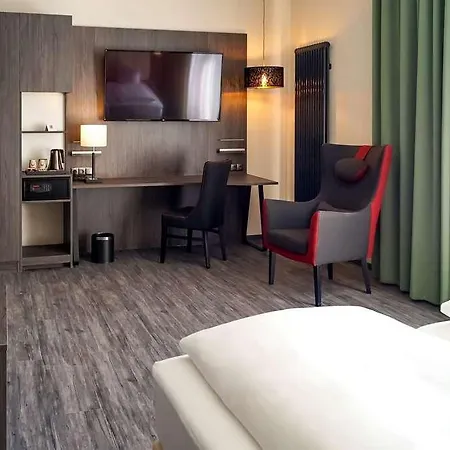 Plaza Premium Parkhotel ホテル