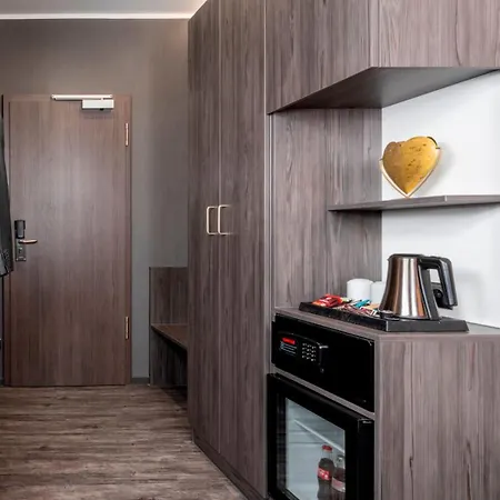 מלון Plaza Premium Parkhotel 3*