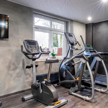 מלון Plaza Premium Parkhotel 3*