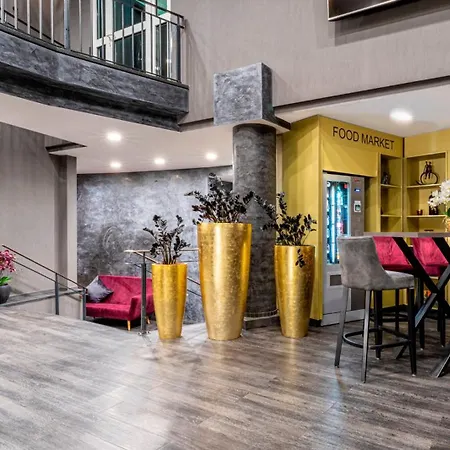 Plaza Premium Parkhotel 3*