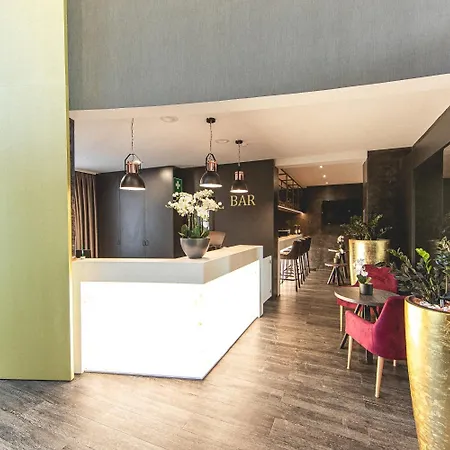Plaza Premium Parkhotel ノルダーシュテット