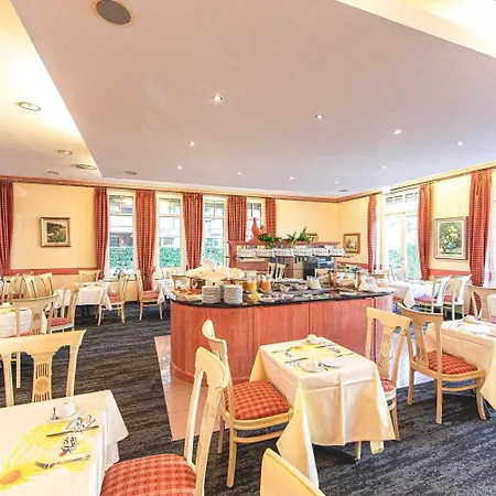 Plaza Premium Parkhotel מלון נורדרשטט