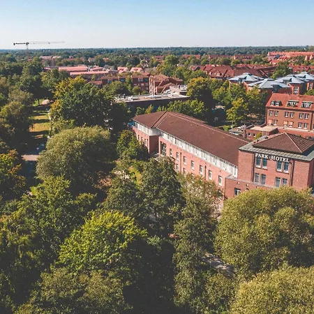 מלון Plaza Premium Parkhotel נורדרשטט