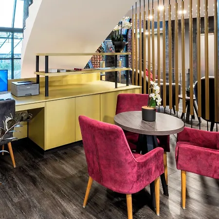 Plaza Premium Parkhotel מלון