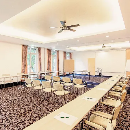 Plaza Premium Parkhotel