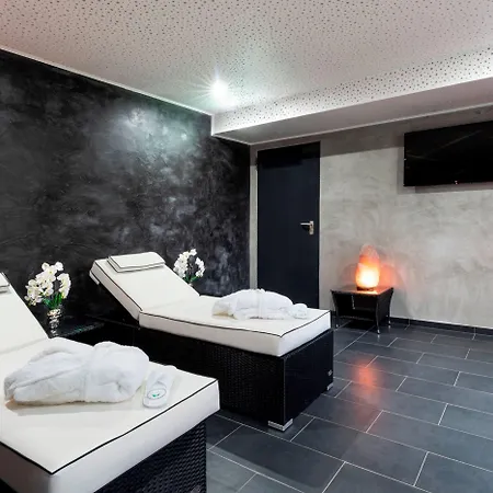 Plaza Premium Parkhotel 3* ノルダーシュテット