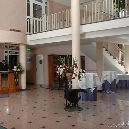 מלון Plaza Premium Parkhotel נורדרשטט