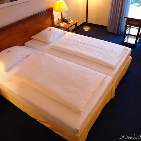 Plaza Premium Parkhotel נורדרשטט