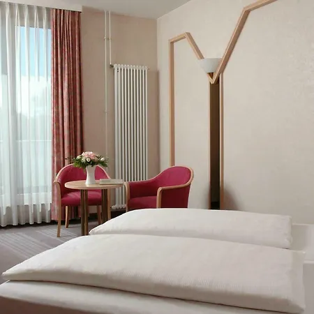 Plaza Premium Parkhotel 3*