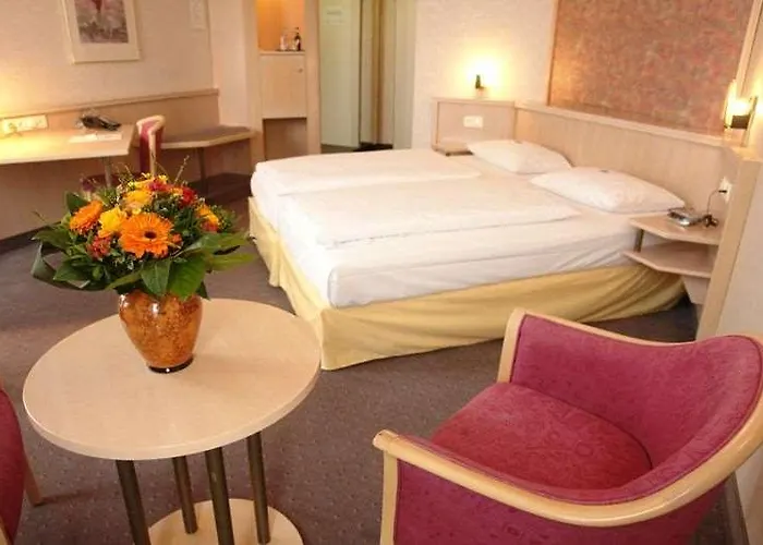Plaza Premium Parkhotel Hotel 3*