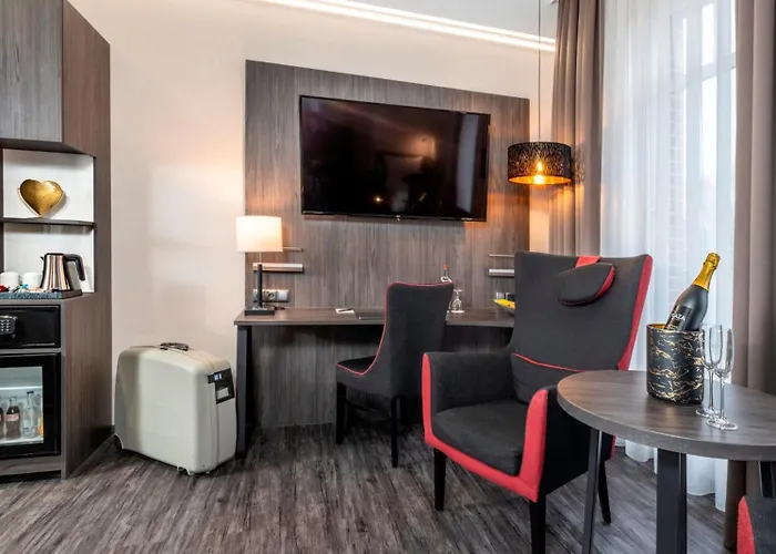 Plaza Premium Parkhotel Hotel