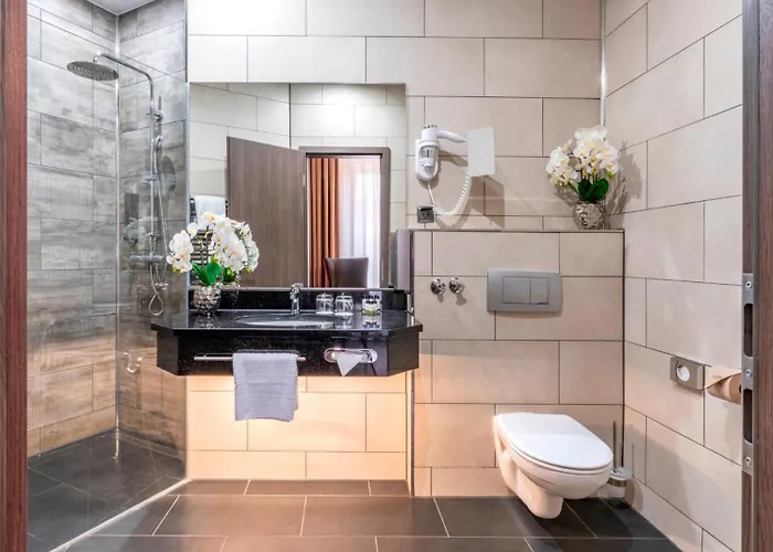 Plaza Premium Parkhotel Hotel 3*