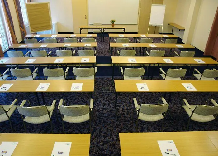 Plaza Premium Parkhotel Hotel