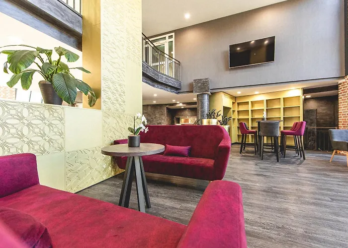 Plaza Premium Parkhotel Hotel 3*