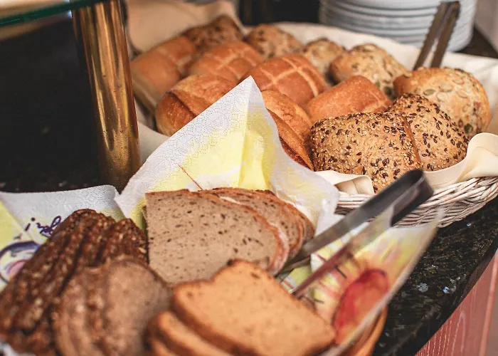 Plaza Premium Parkhotel