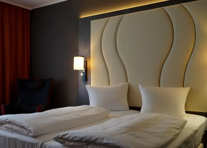 Plaza Premium Parkhotel Hotel 3*